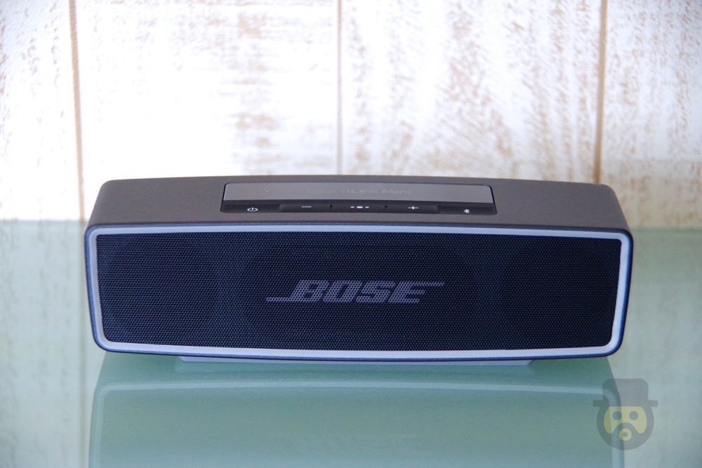 bose-soundlink-mini-bluetooth-speaker-05