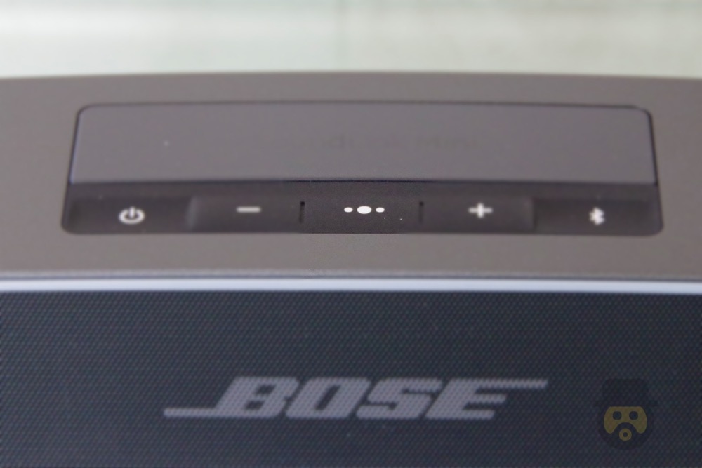 bose-soundlink-mini-bluetooth-speaker-13