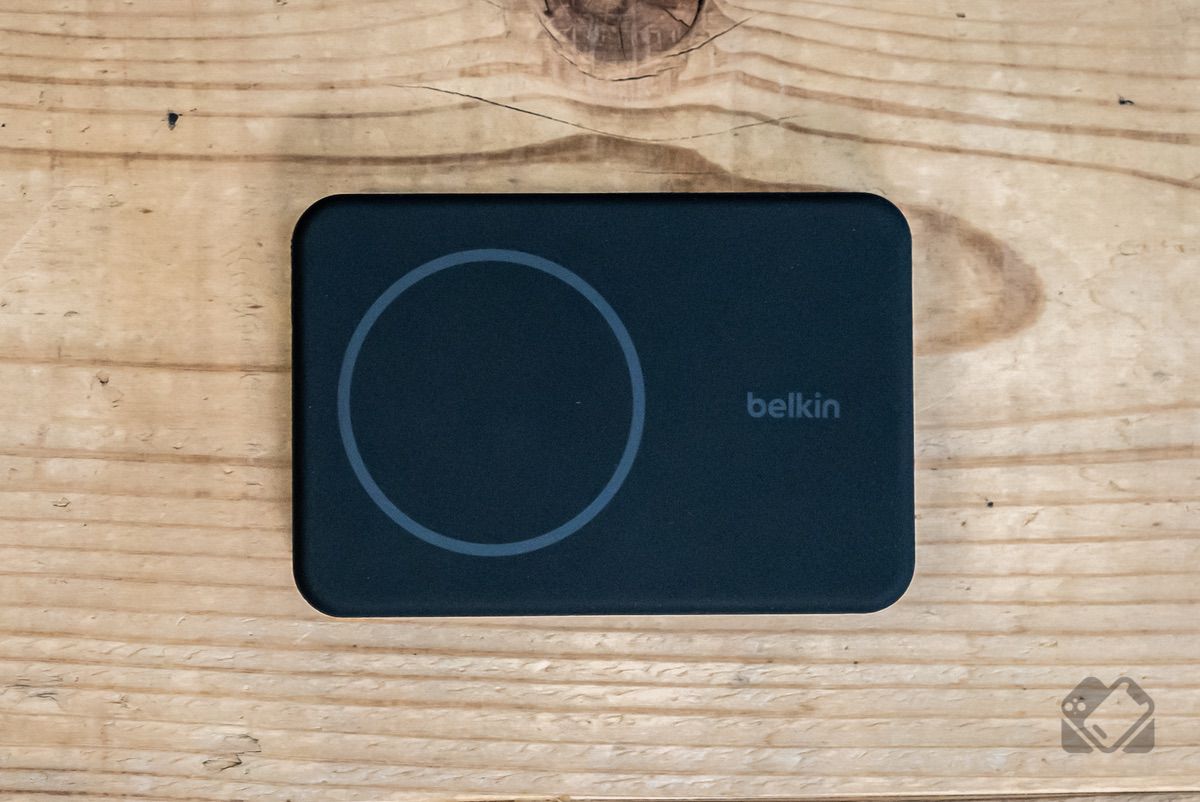 Belkin MagSafe Wireless Battery 5000（正面）