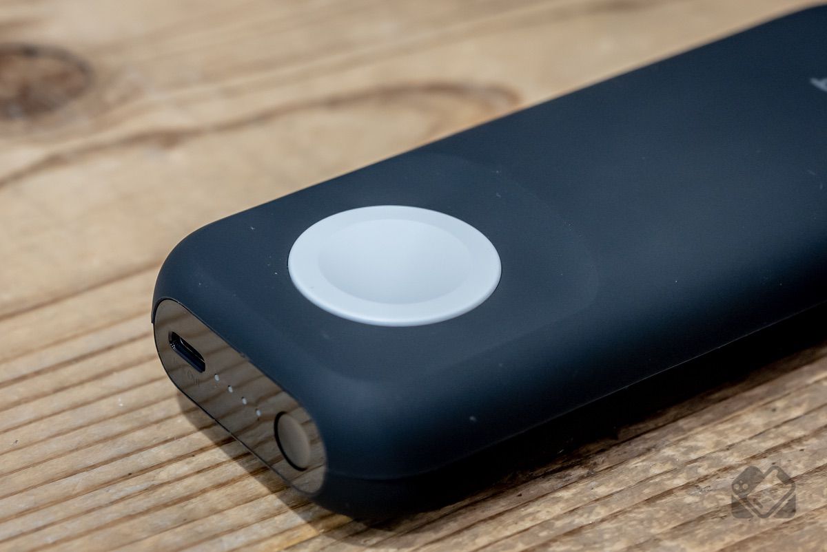 Belkin 2-in-1 iPhone + Apple Watch (モバイルバッテリー)の充電性能を検証